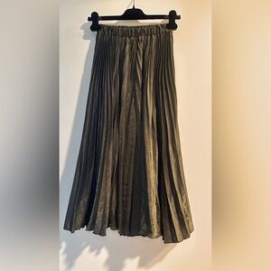 Elegant Olive Green Pleated Pant Skirt